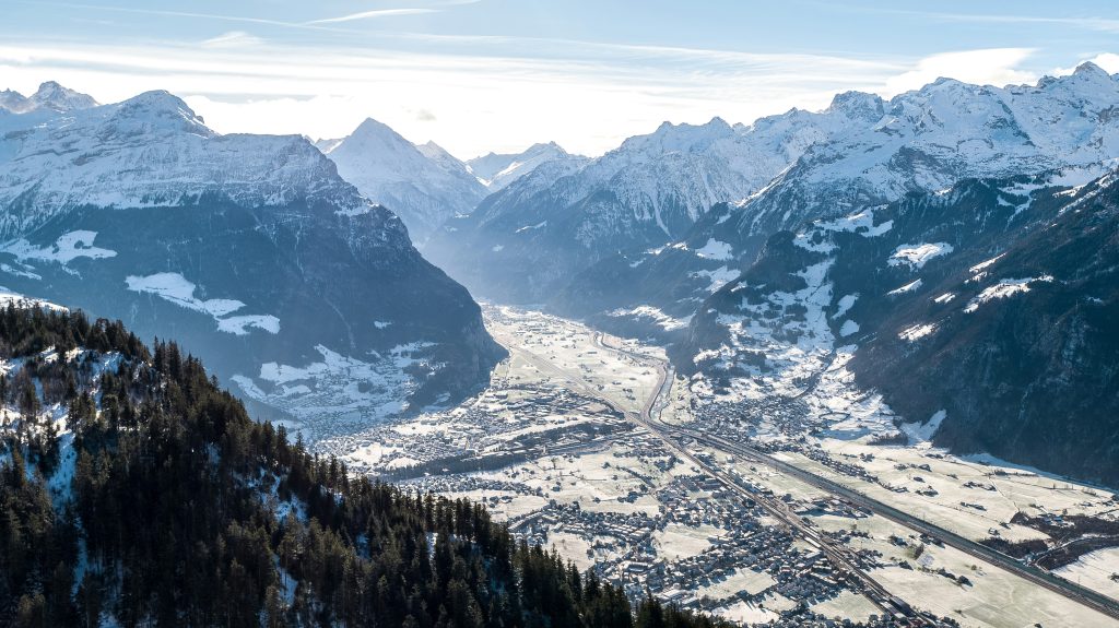 špičkové švýcarské implantáty